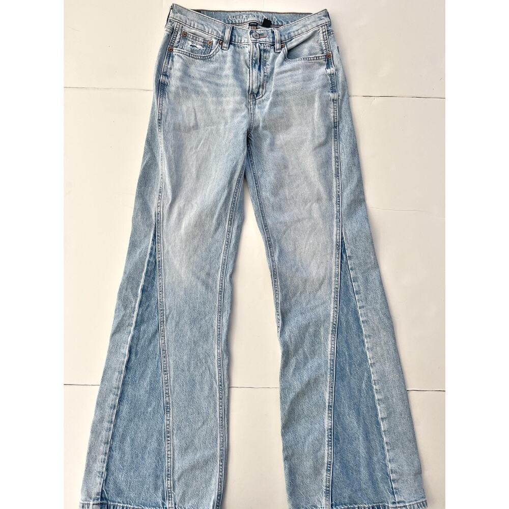 American Eagle Jeans Womens 0 Blue Low Rise Baggy Flare Light Wash Ripped Denim